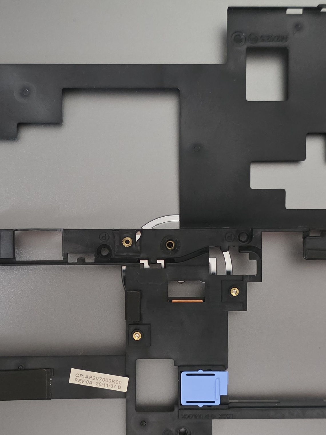 Suporte da Estrutura Central Dell Precision 7550 DPN CCYRG 1