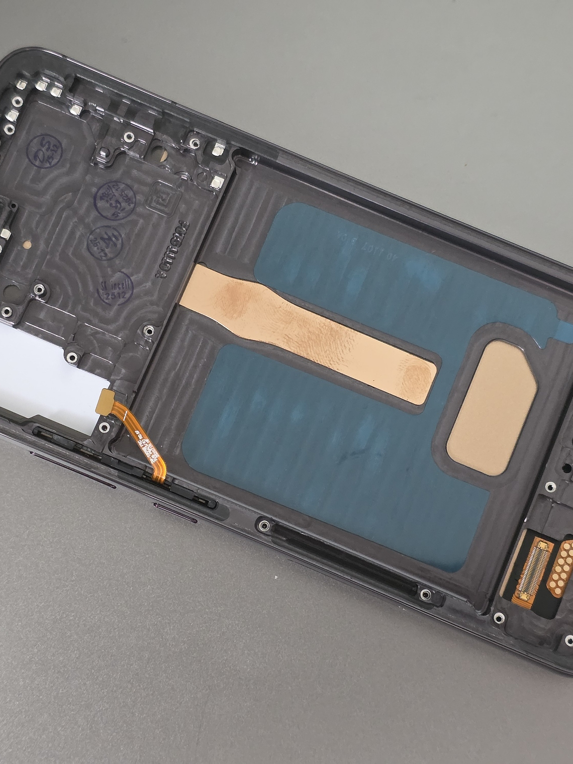 Tela SK Incell Samsung Galaxy S22 Plus Black – Sem Leitor Biométrico – Com Carcaça 2