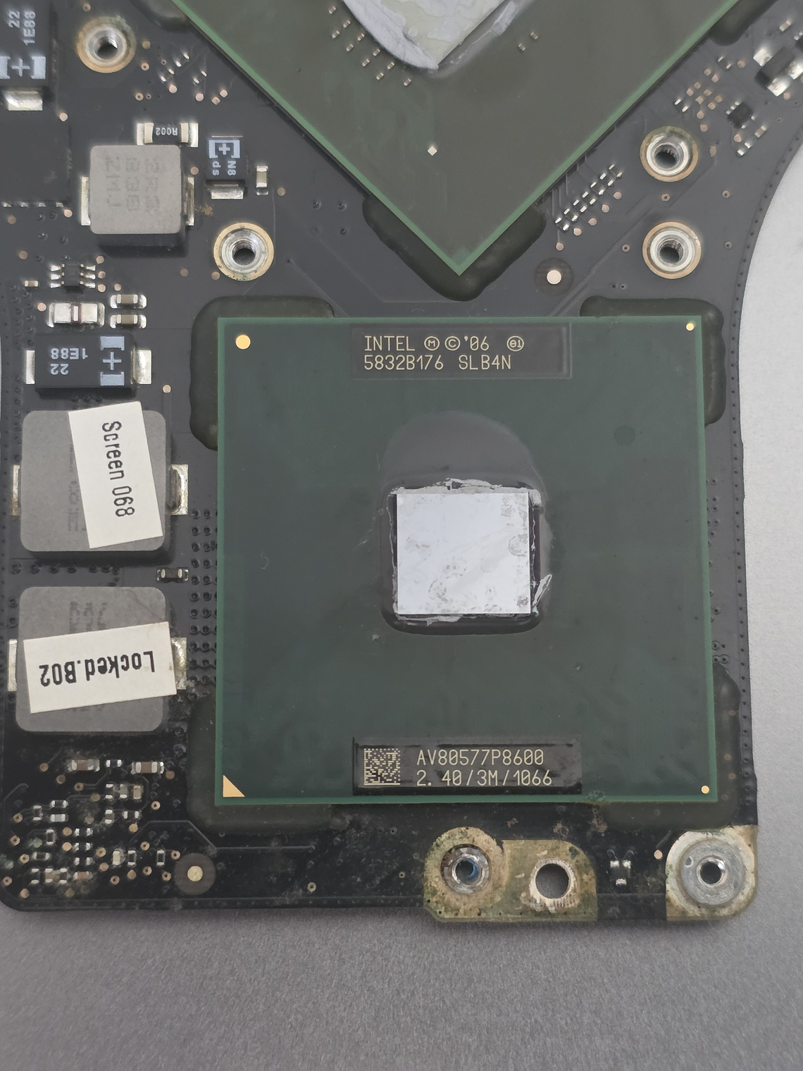 Placa-Mãe Apple 820-2850-A MacBook Pro A1286 (2008) 2