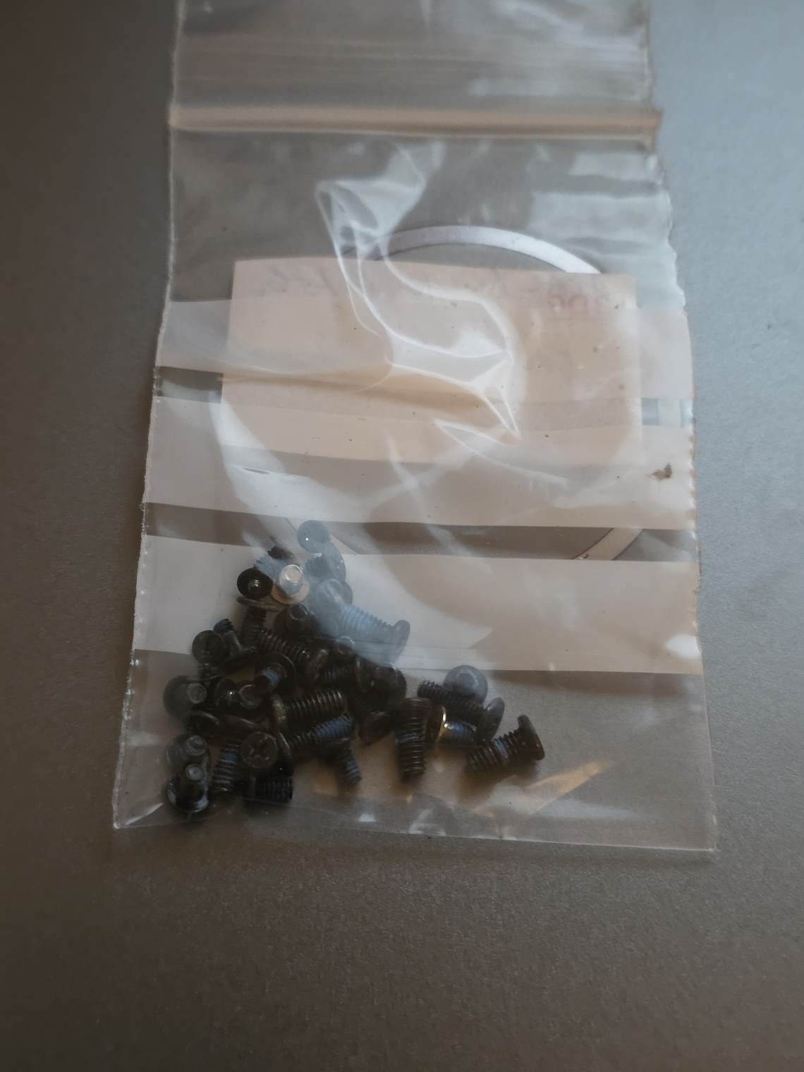 Conjunto de Parafusos Originais MacBook Pro A1286 2