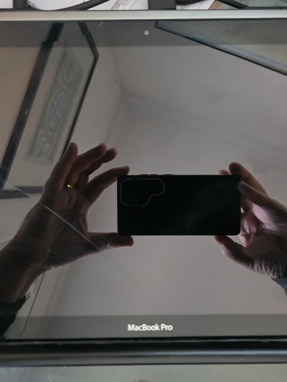 Ecrã LCD – MacBook Pro A1278 (2008–2009) – Vidro Trincado 4