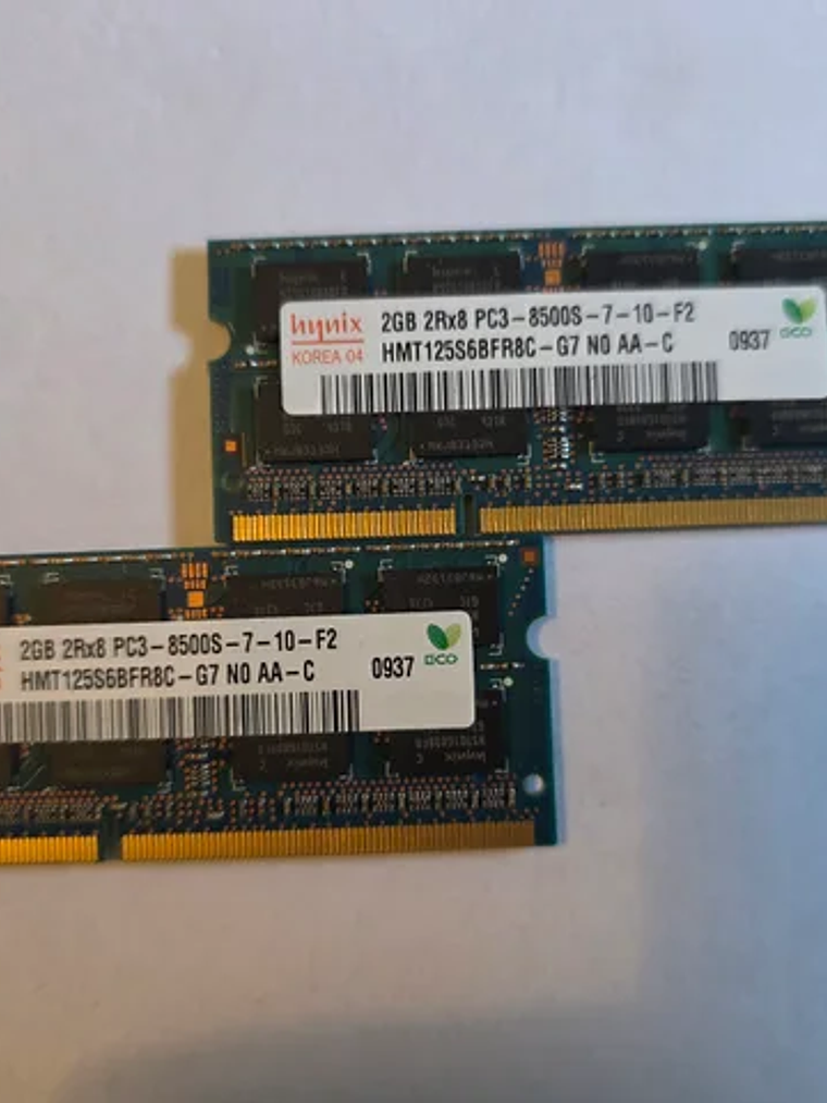 2x Hynix 2GB DDR3 8500S RAM Para Macbook 1