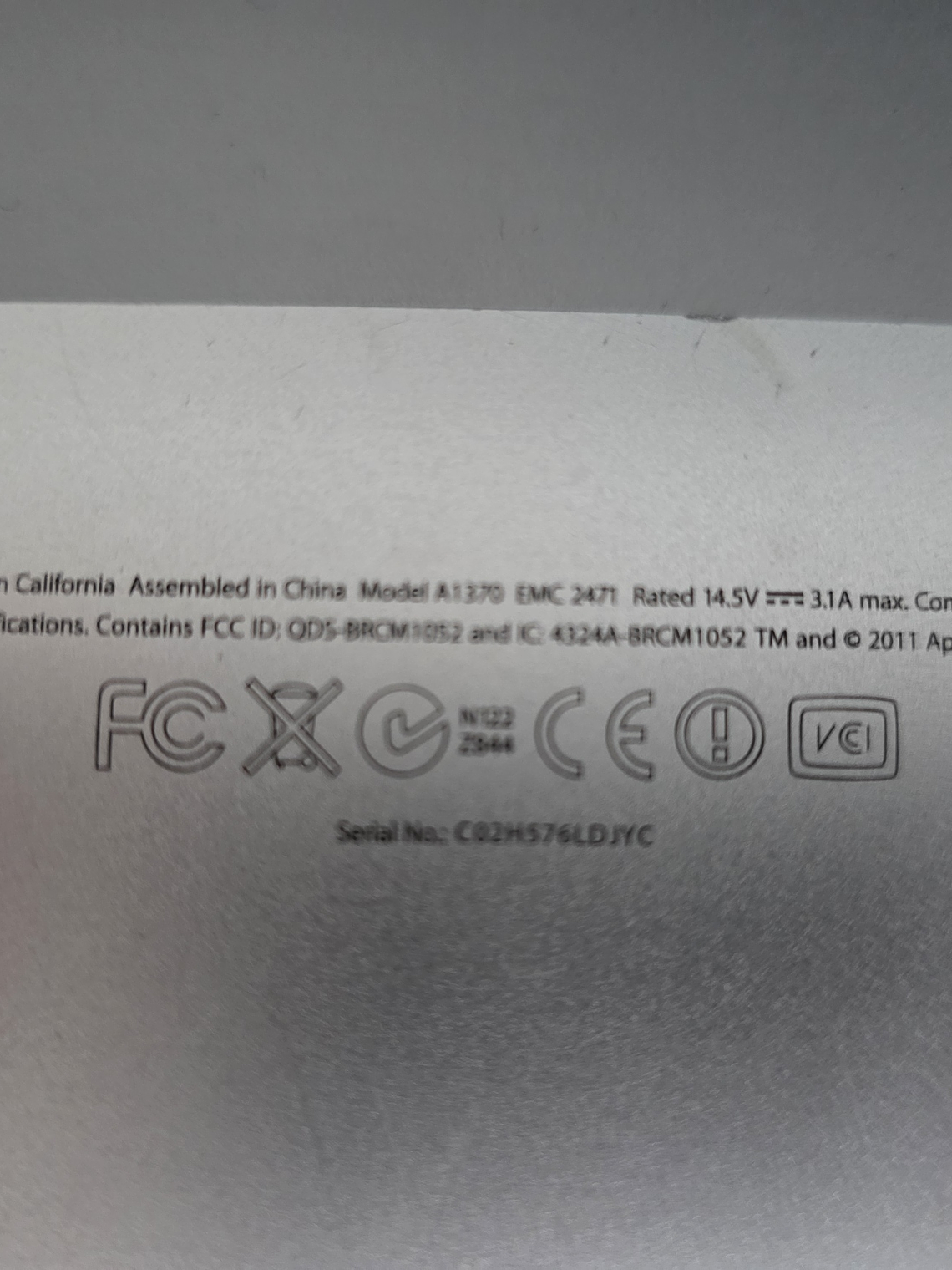 Base Inferior MacBook Air A1370 (2011) 3