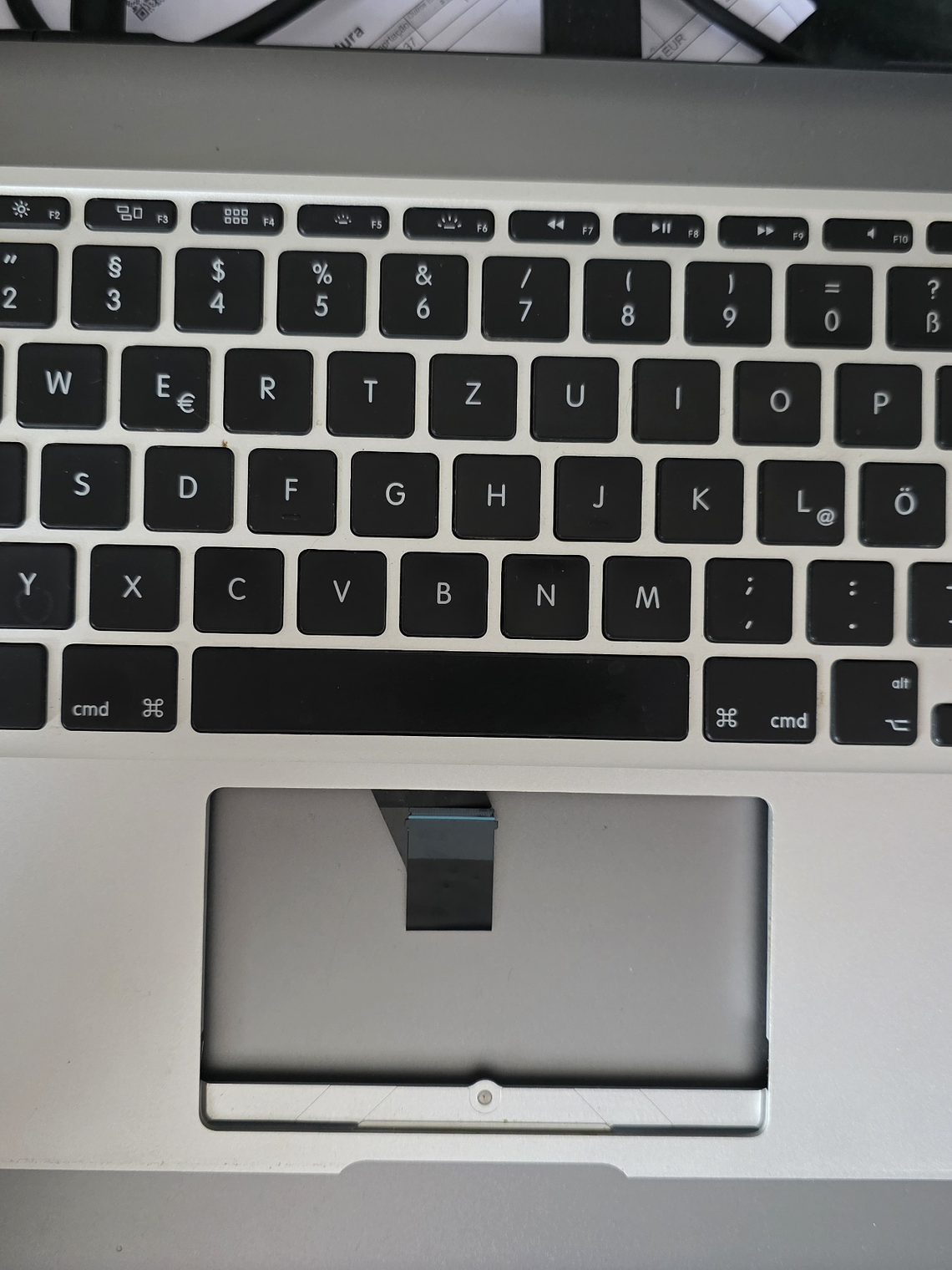 Palmrest com Teclado Alemão MacBook Air A1370 (2011) 3