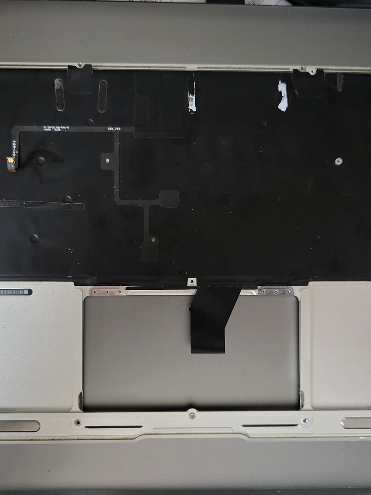 Palmrest com Teclado Alemão MacBook Air A1370 (2011) 2