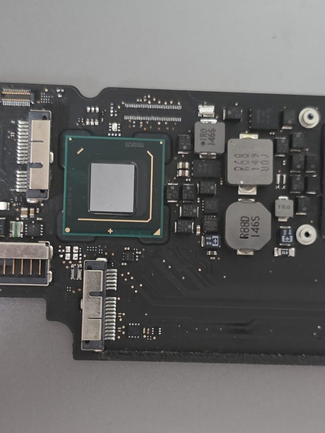 Placa Mãe MacBook Air A1370 (2011) 1