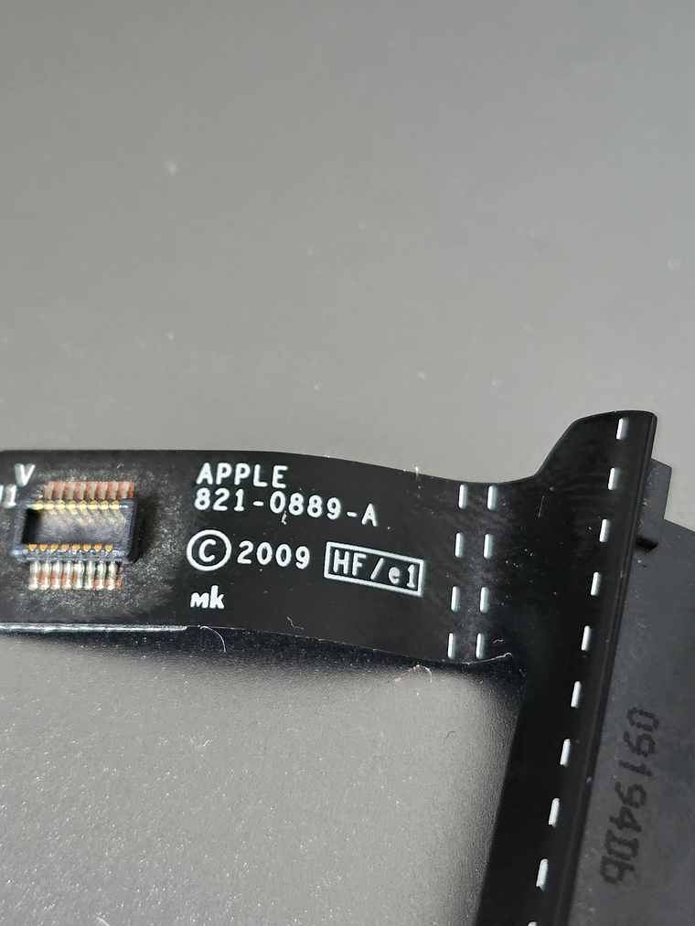 Conector SATA do Gravador de DVD – MacBook Pro A1278 821-0889-A 2