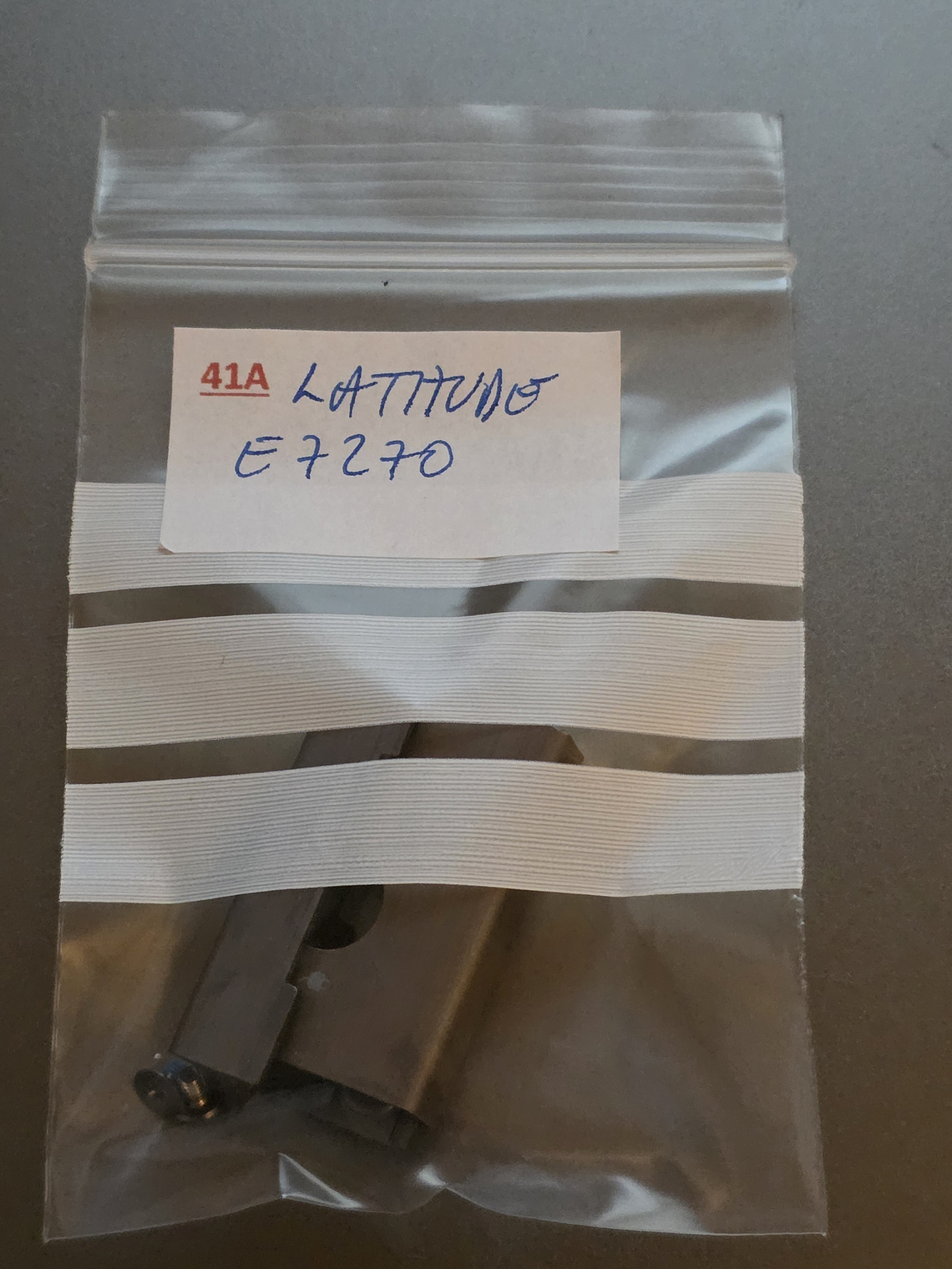 Acabamento Traseiro Dell Latitude E7270 2