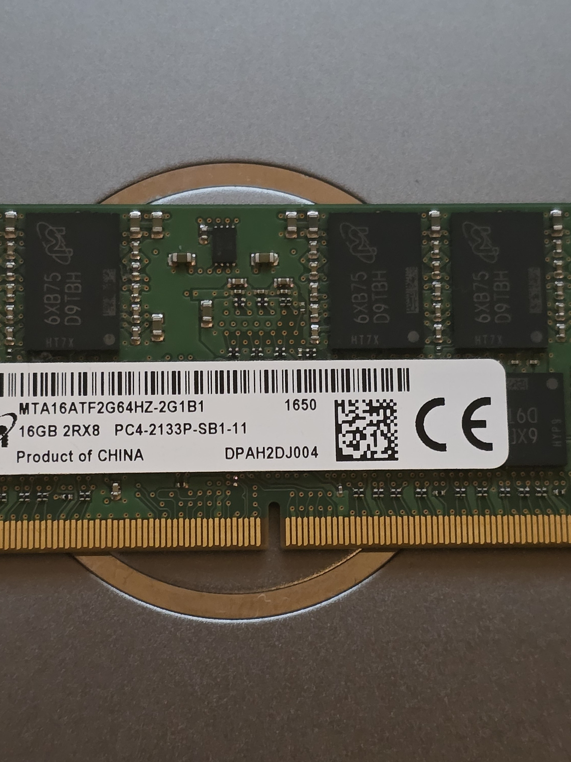 Memória RAM Micron 16GB DDR4 – MTA16ATF2G64HZ 1