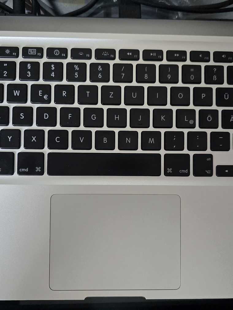 Topcase MacBook Pro A1278 2009 – Teclado Alemão 1