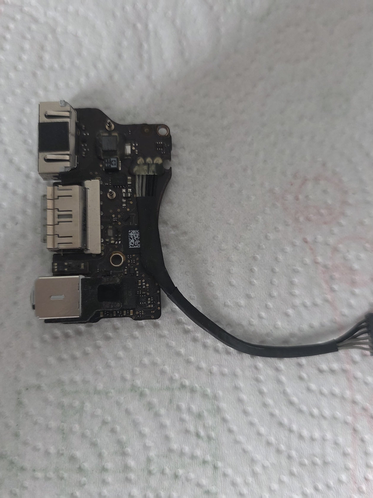 Notebook Apple Macbook A1466 Emc 2925 2015 - 46D 4