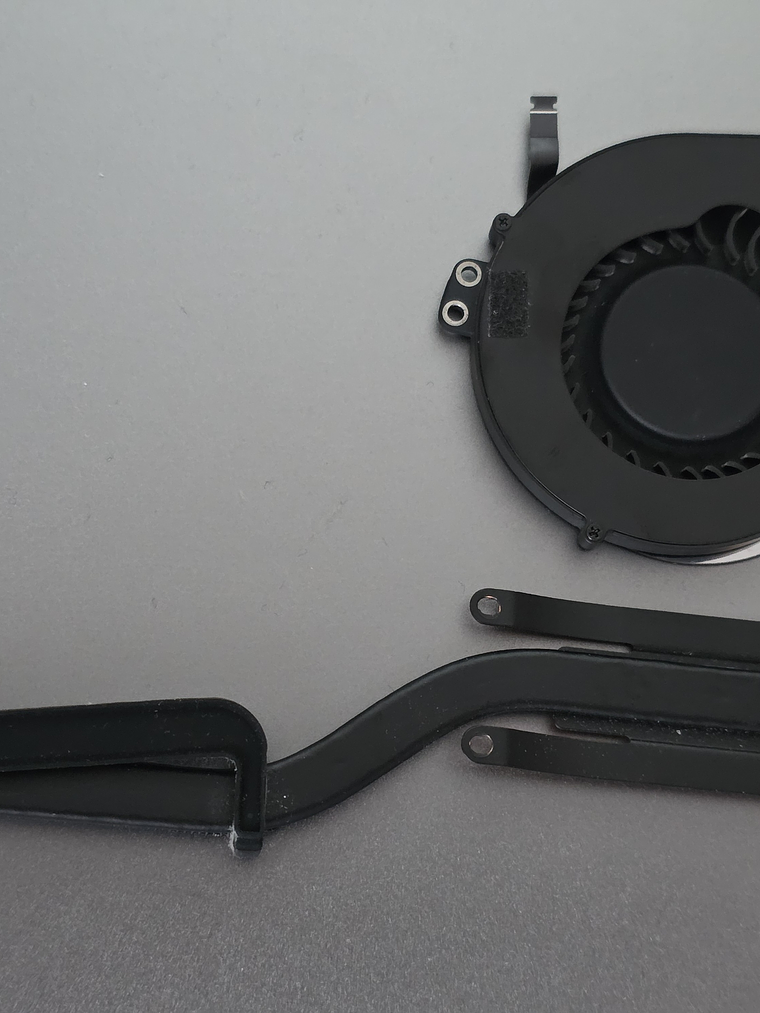 Notebook Apple Macbook A1466 Emc 3178 2019 - 46E 5