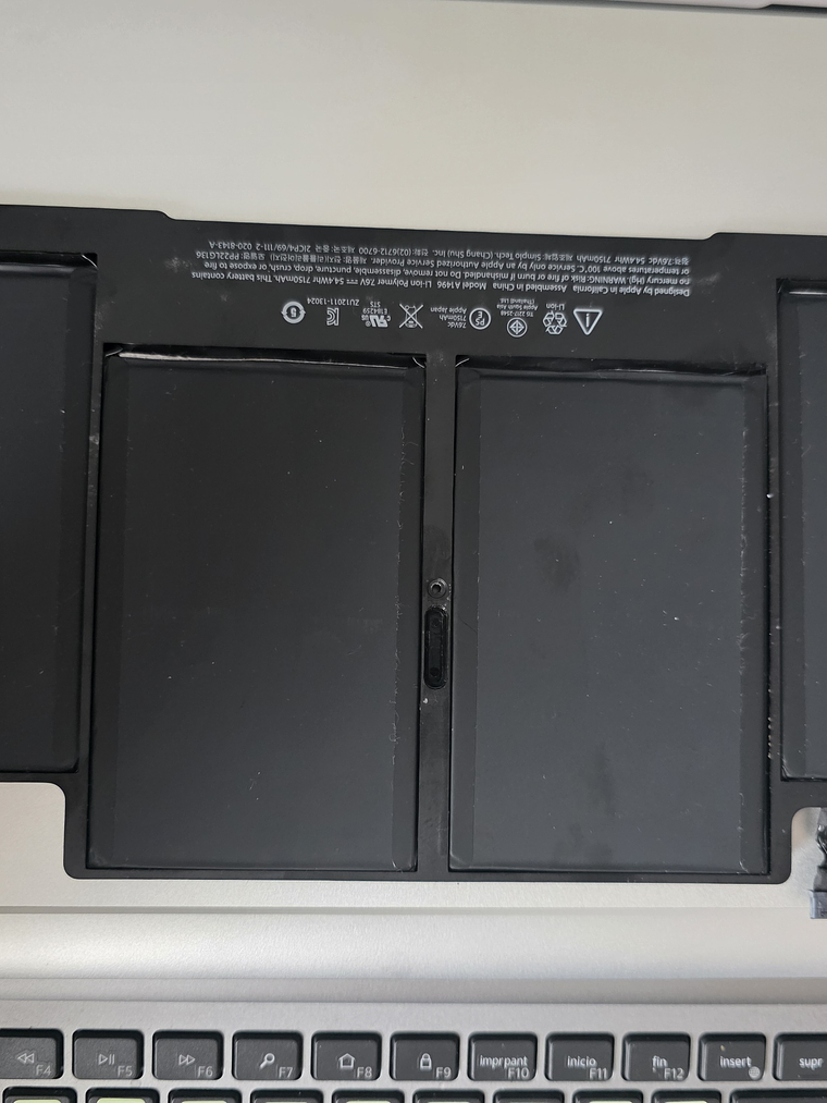 Peças do Macbook A1466 - 47D 2