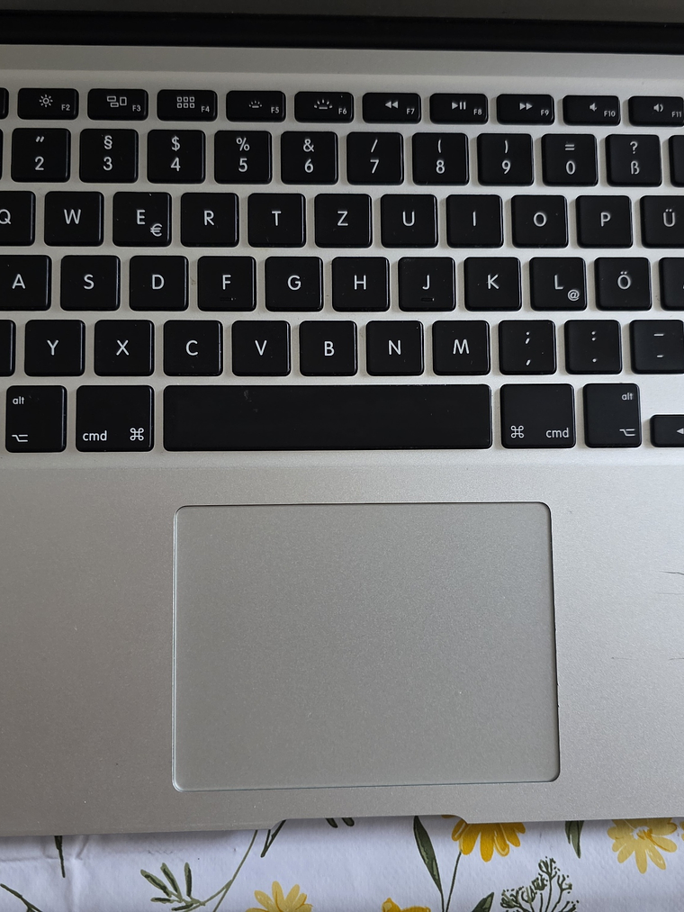 Macbook Air A1466 EMC 2925 8Gb 13