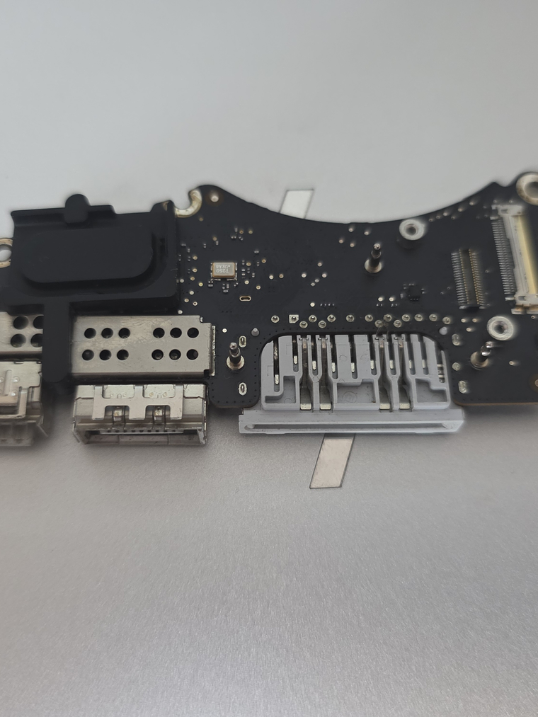 Peças do Macbook A1398 EMC 2909 16Gb 15