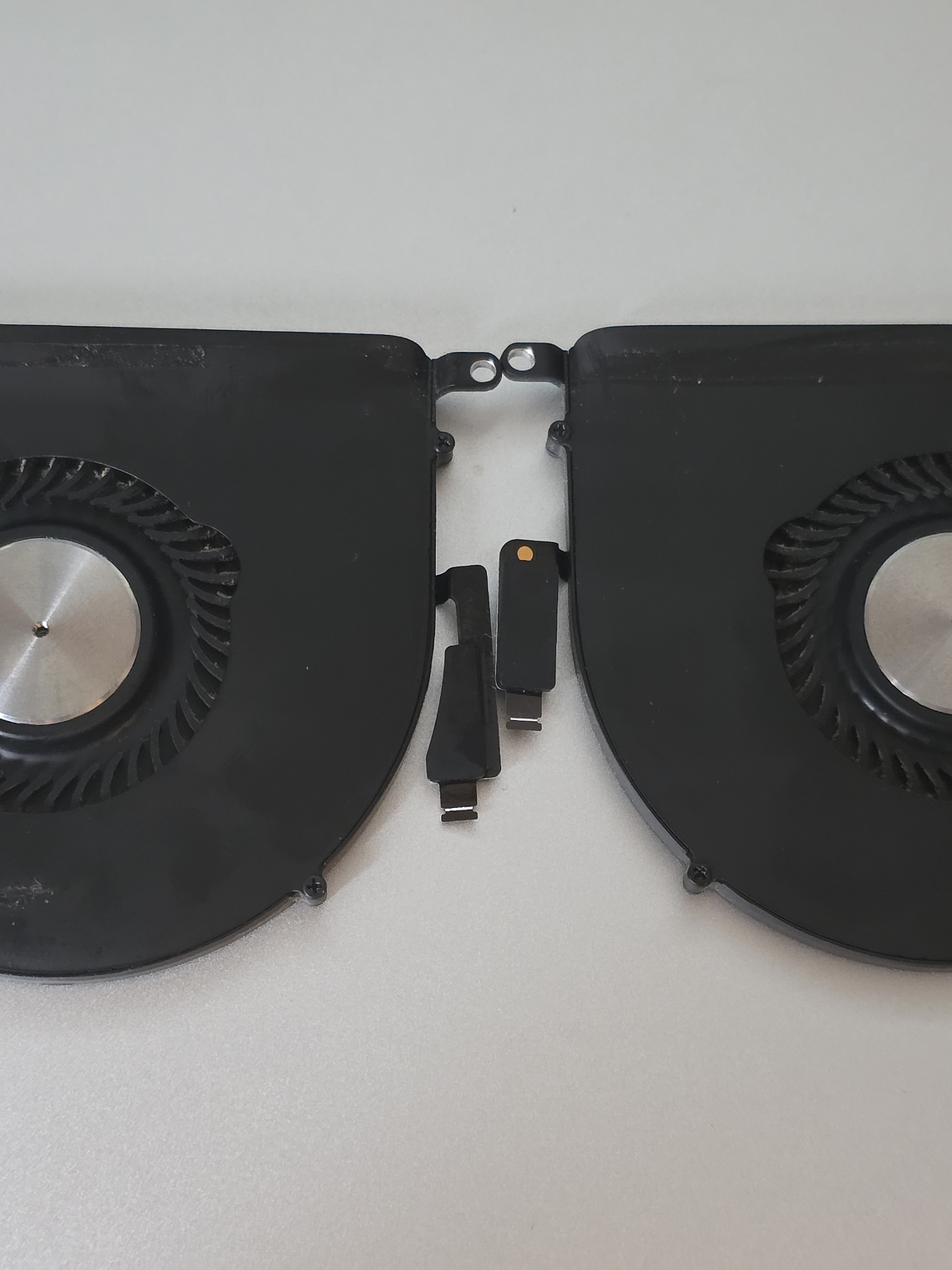 Peças do Macbook A1398 EMC 2909 16Gb 15