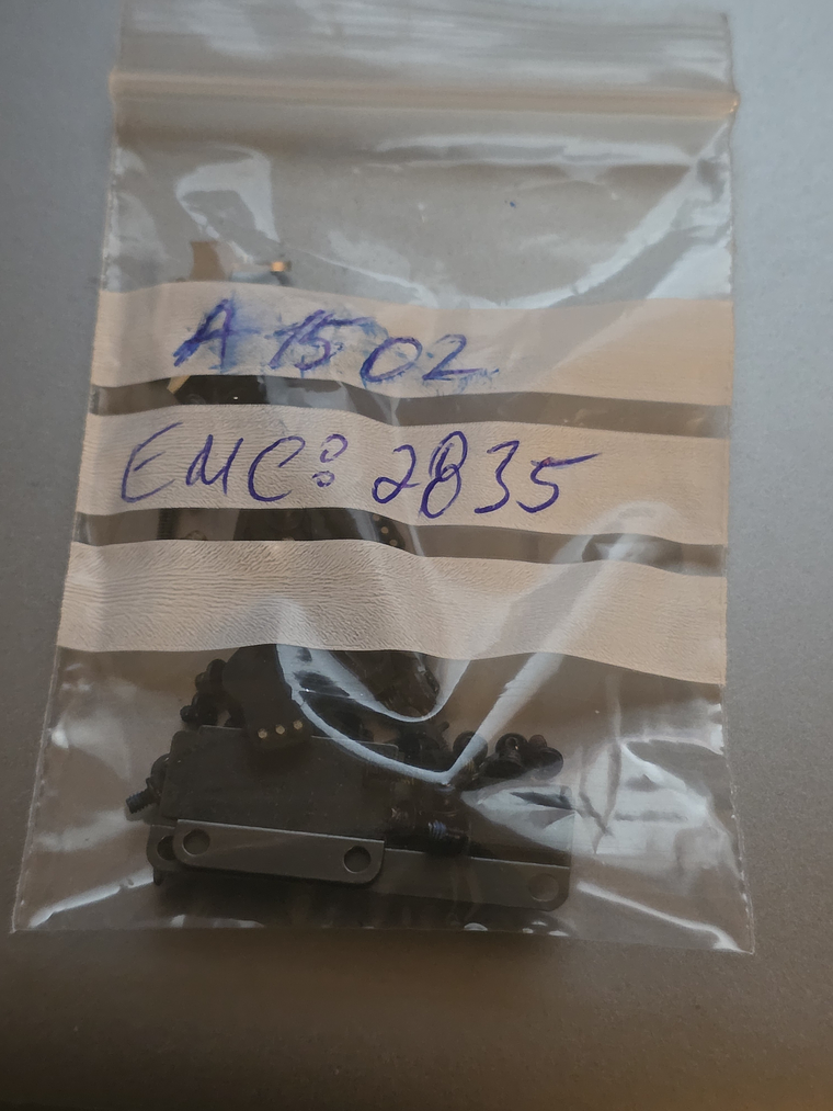 Peças do Macbook A1502 EMC 2835 8Gb 13