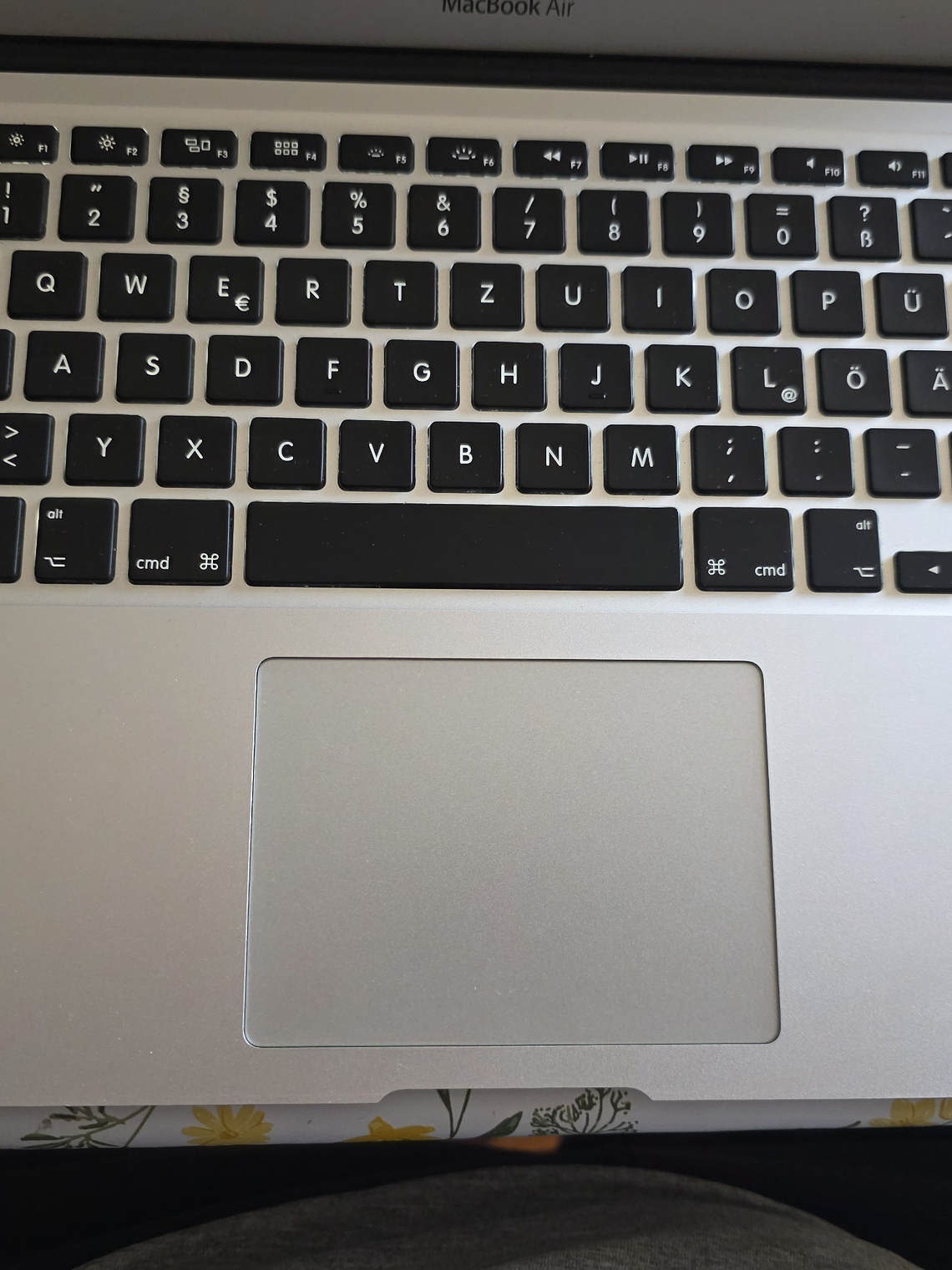 Macbook Air A1466 EMC 2925 8Gb 13
