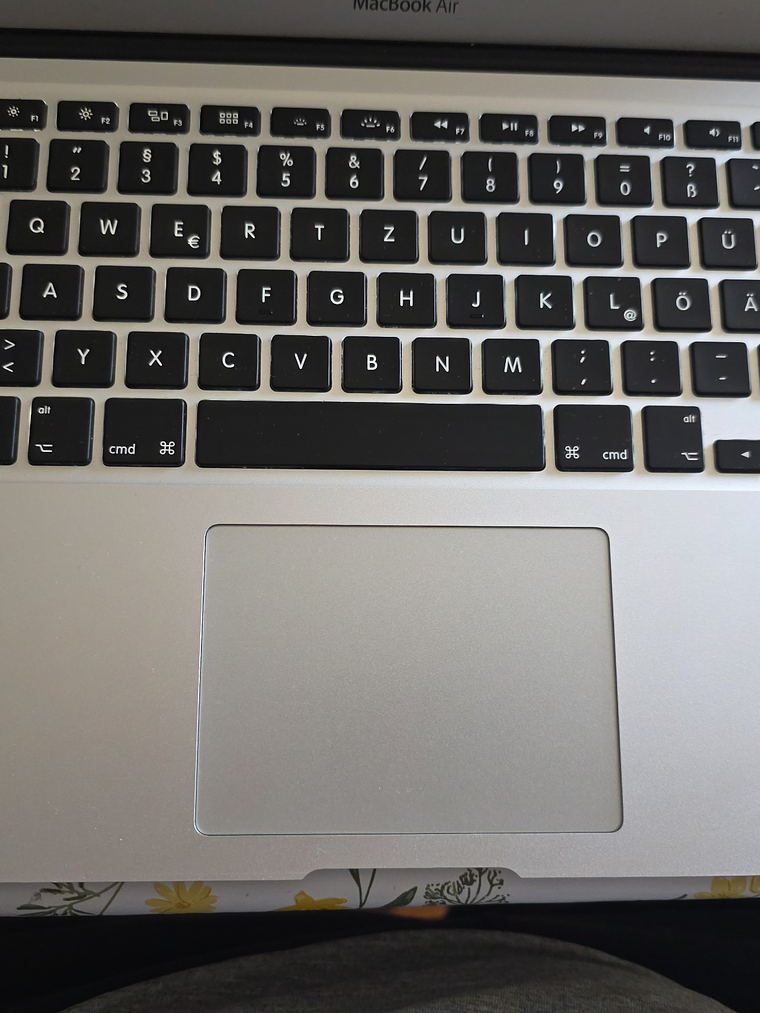 Macbook Air A1466 EMC 2925 8Gb 13