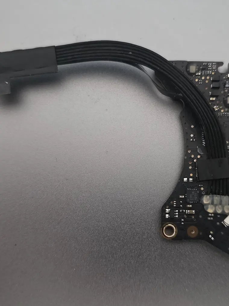 Peças do MacBook Air A1370 EMC 2471 - 2011 - 4A0 7