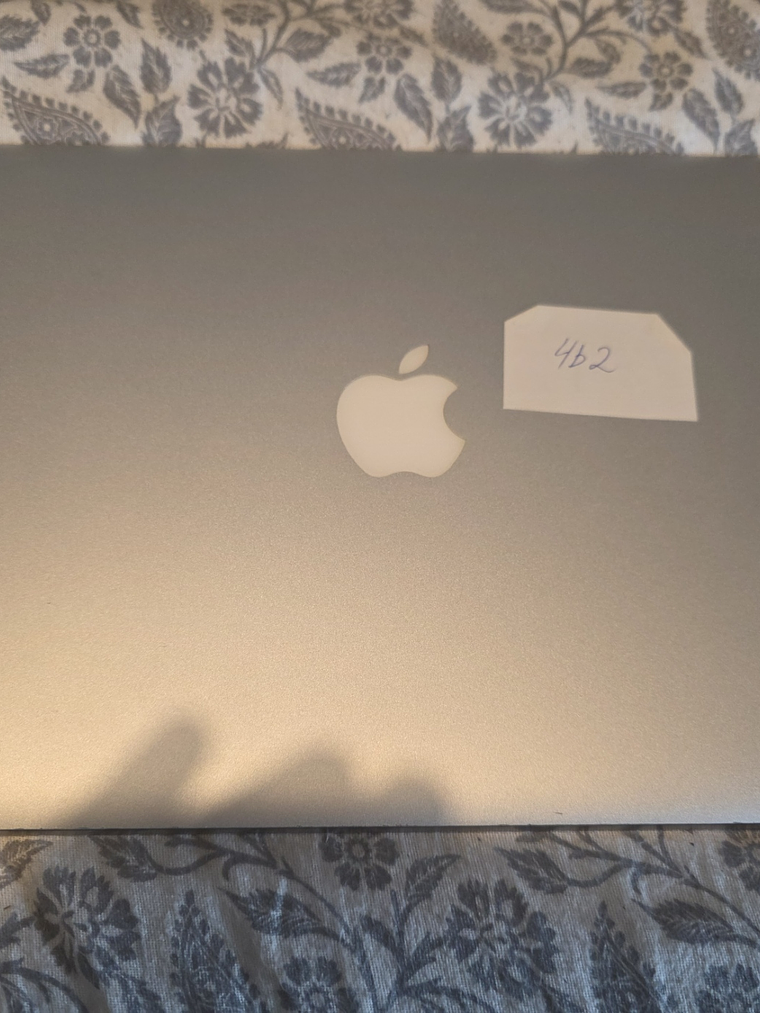 Peças do Macbook A1466 - Emc 3178 - 4B2 3