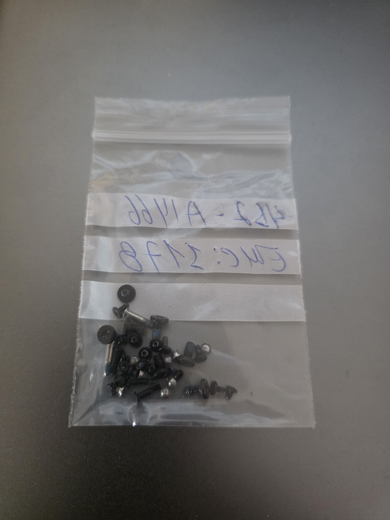 Peças do Macbook A1466 - Emc 3178 - 4B2 4