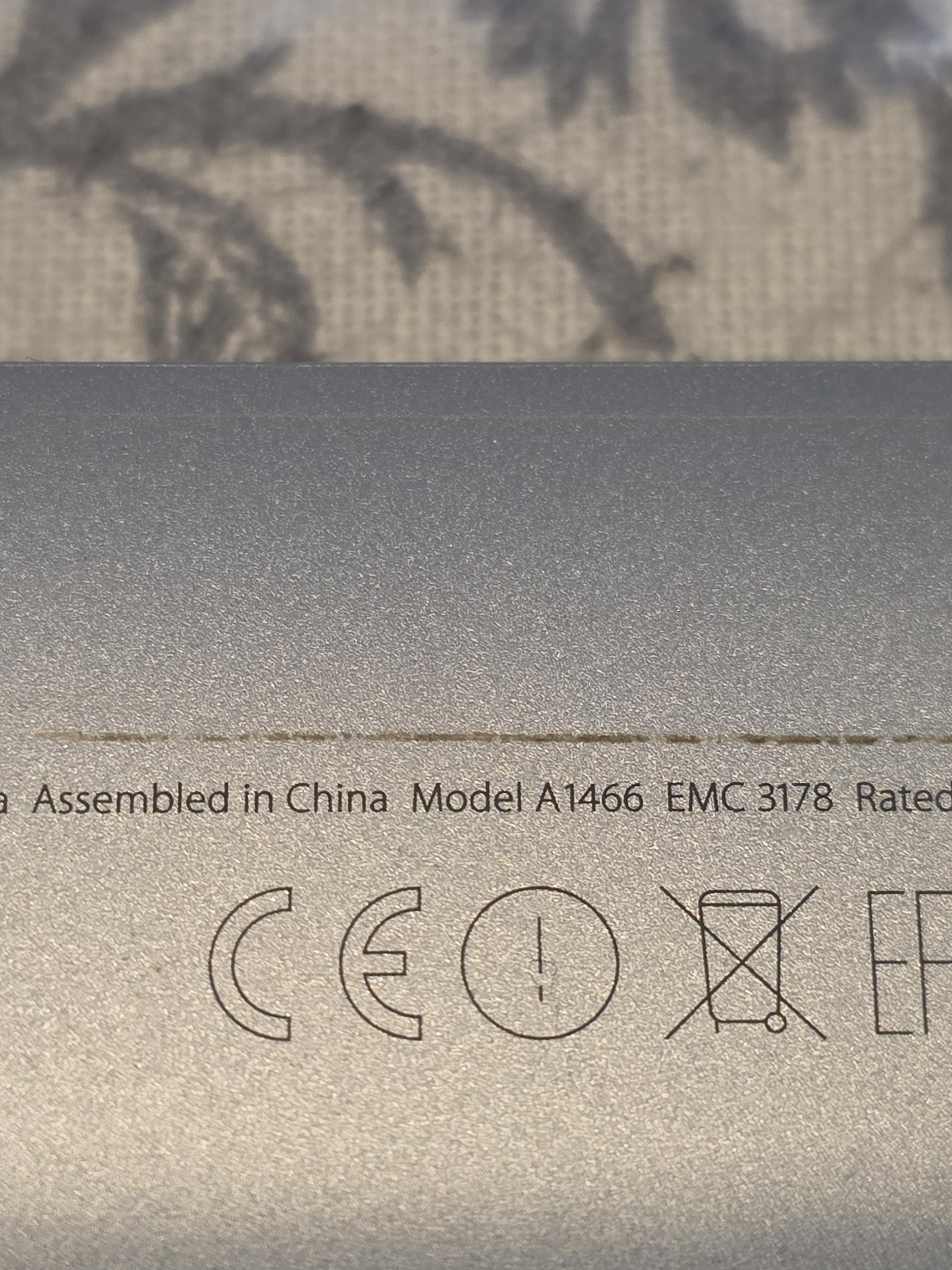 Peças do Macbook A1466 - Emc 3178 - 4B2 7