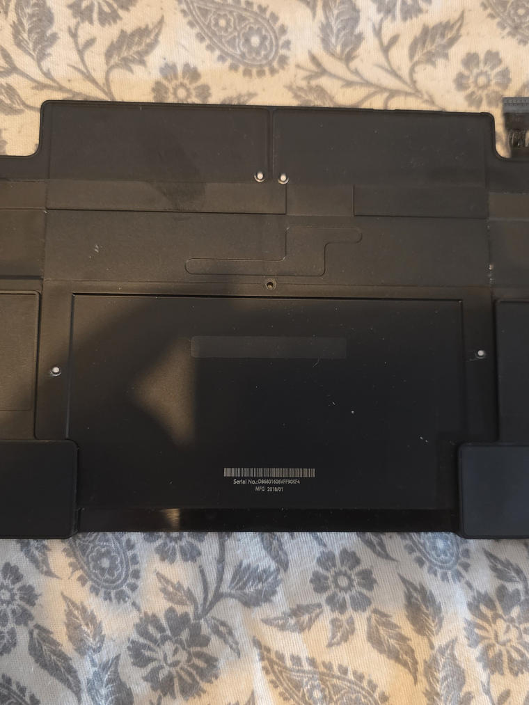 Peças do Macbook A1466 - Emc 3178 - 4B2 18