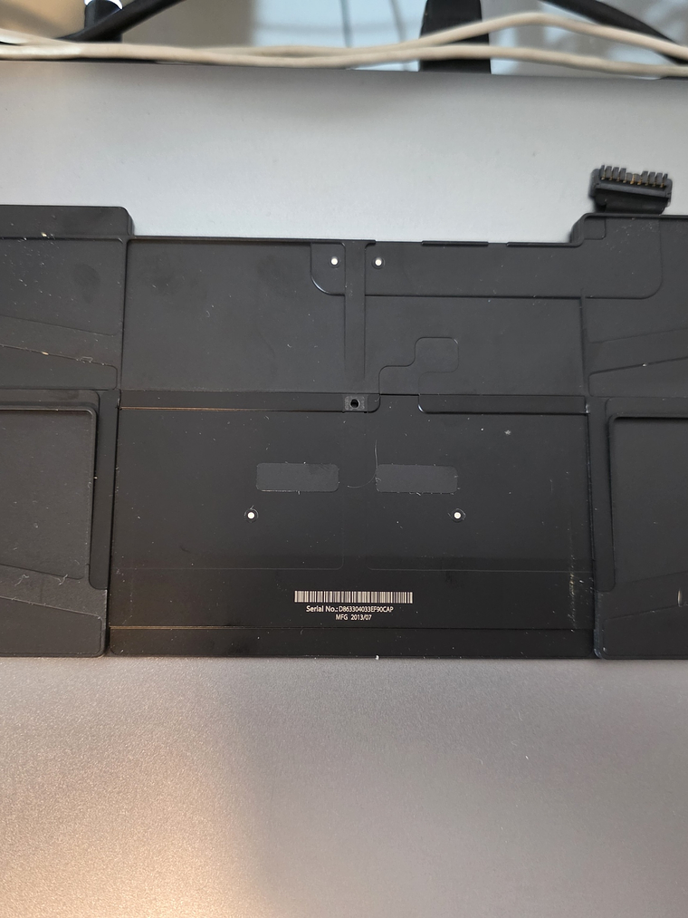 Peças do Macbook A1465 EMC 2631 4Gb i5 1.3Ghz - 4B1 17