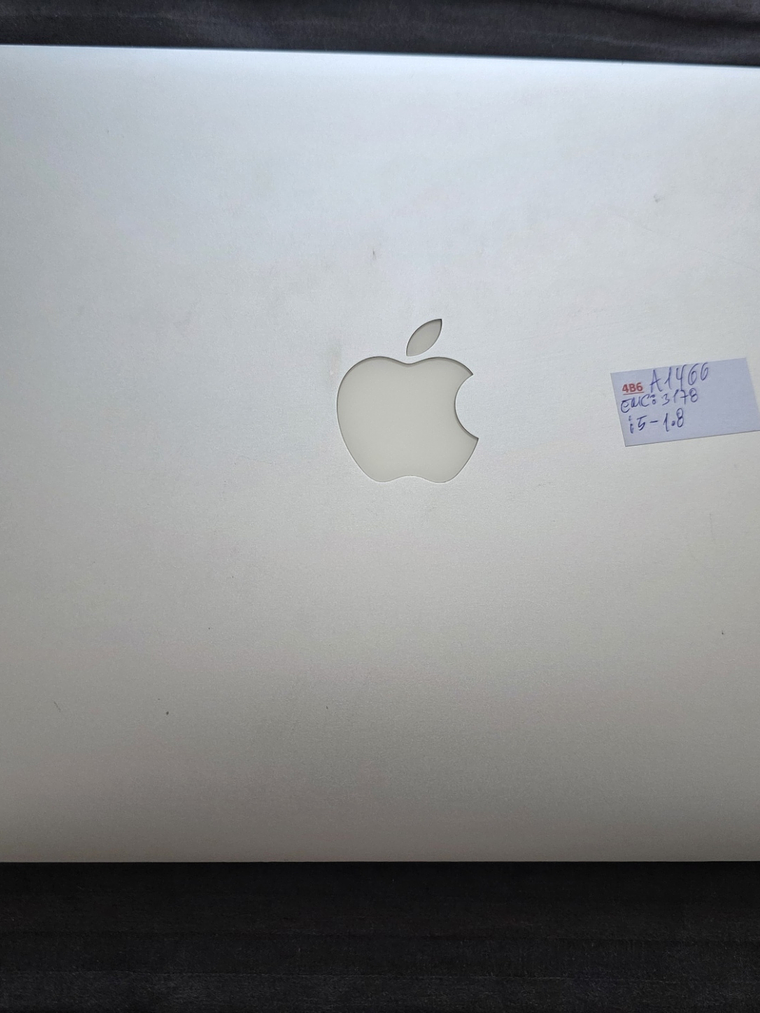 Peças do Macbook A1466 - Emc 3178 - 4B6 9