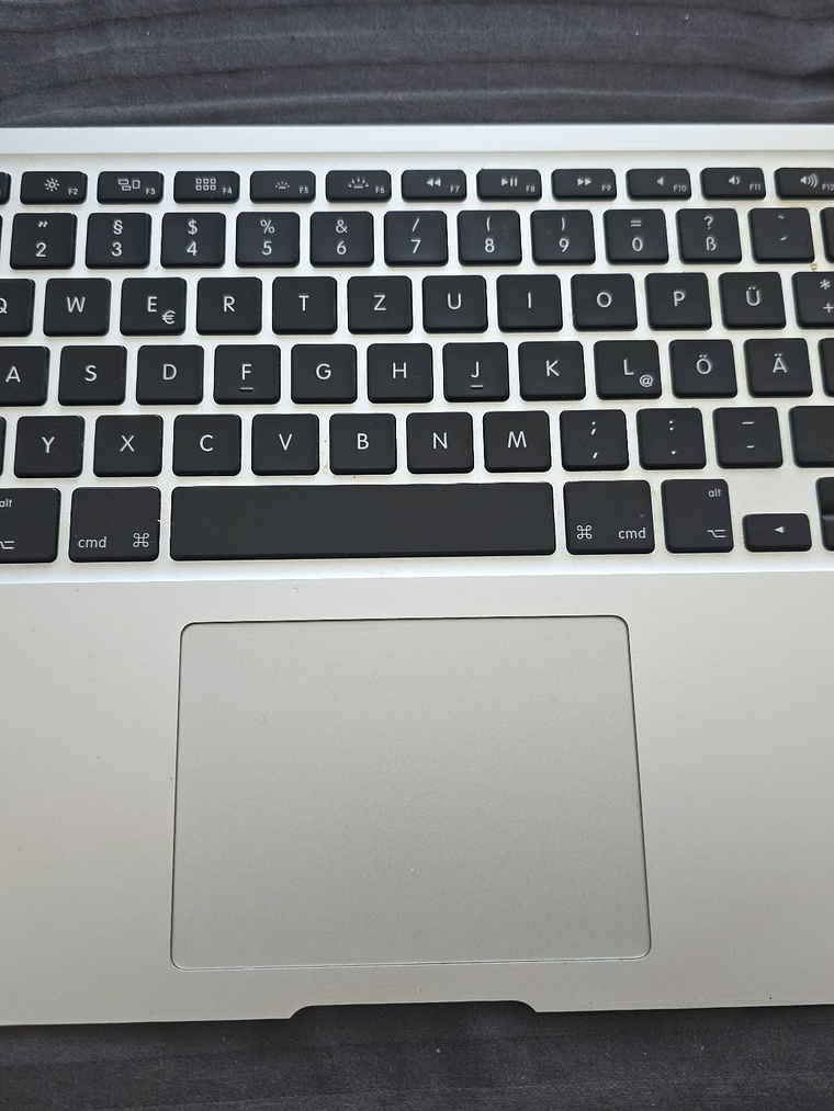 Peças do Macbook A1466 - Emc 3178 - 4B6 10