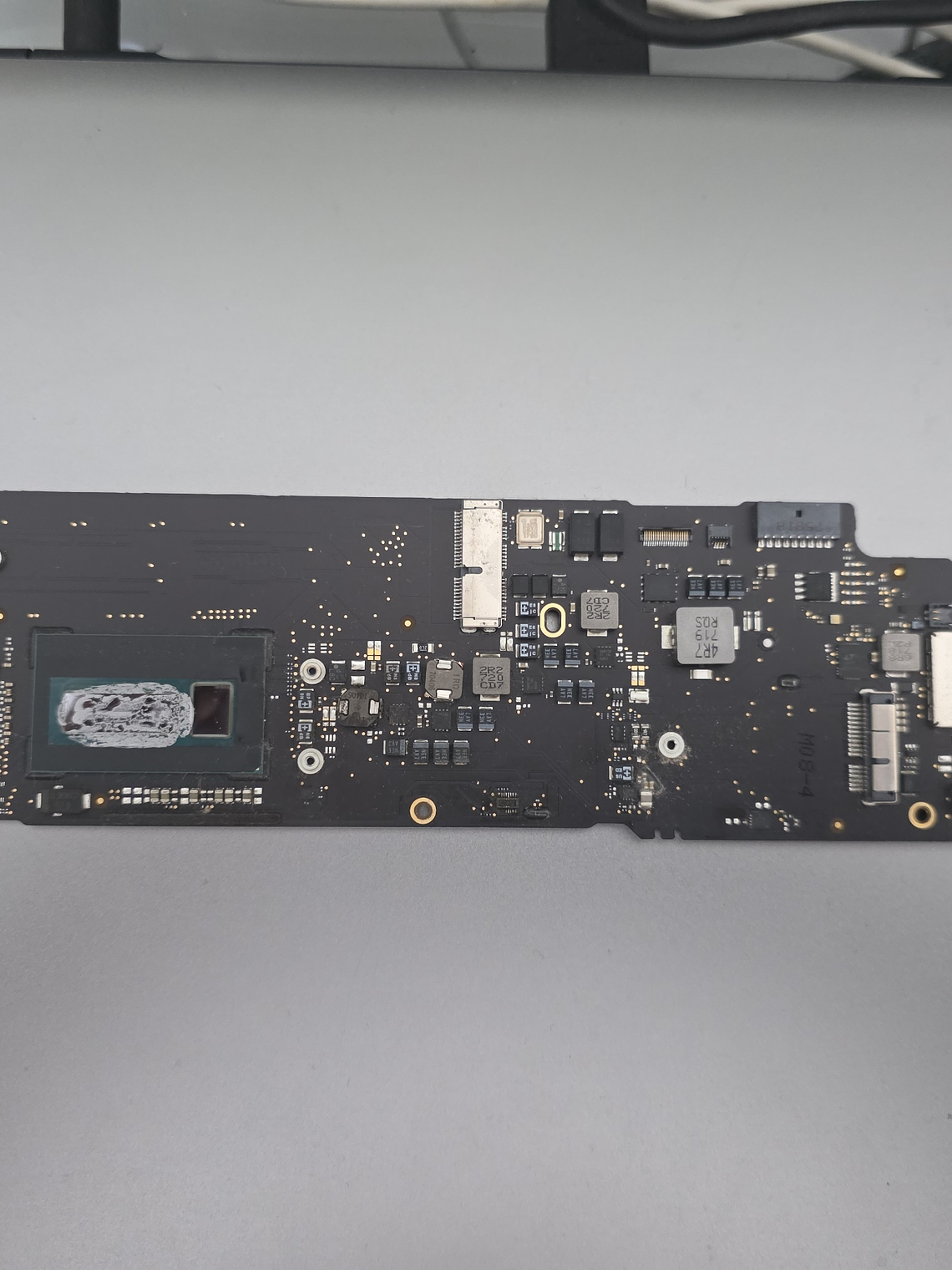 Peças do Macbook A1466 - Emc 3178 - 4B6 24