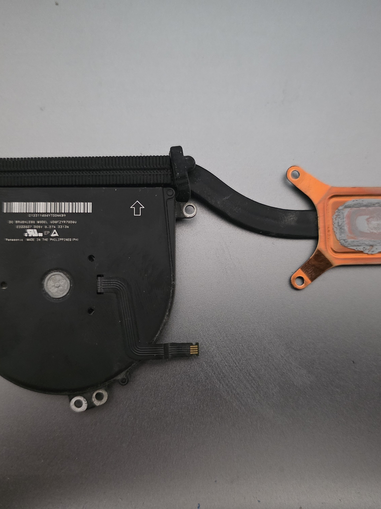 Peças do Macbook A1466 - Emc 2559 - 4B8 7