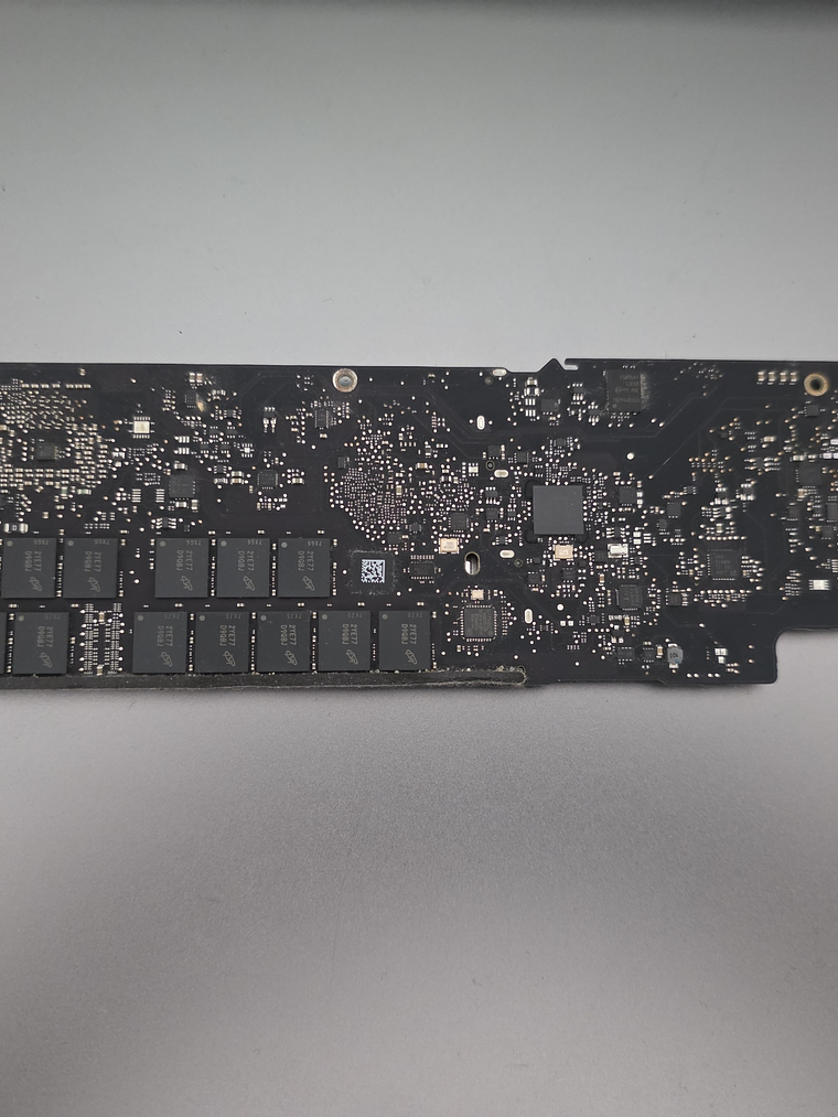 Peças do Macbook A1466 - Emc 2559 - 4B8 8