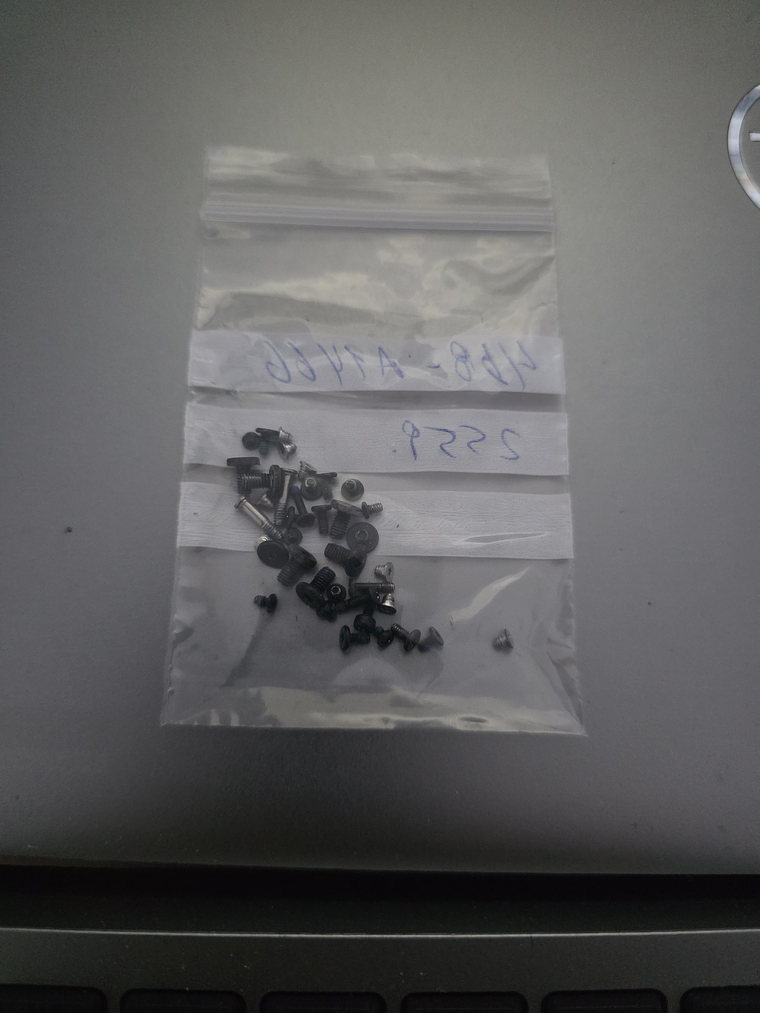 Peças do Macbook A1466 - Emc 2559 - 4B8 30