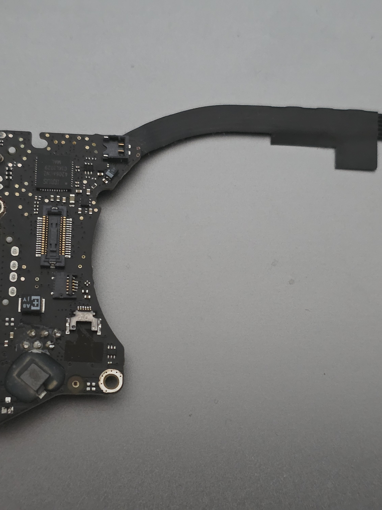 Peças do MacBook Air A1370 EMC 2393 - 2010 - 4B0 9