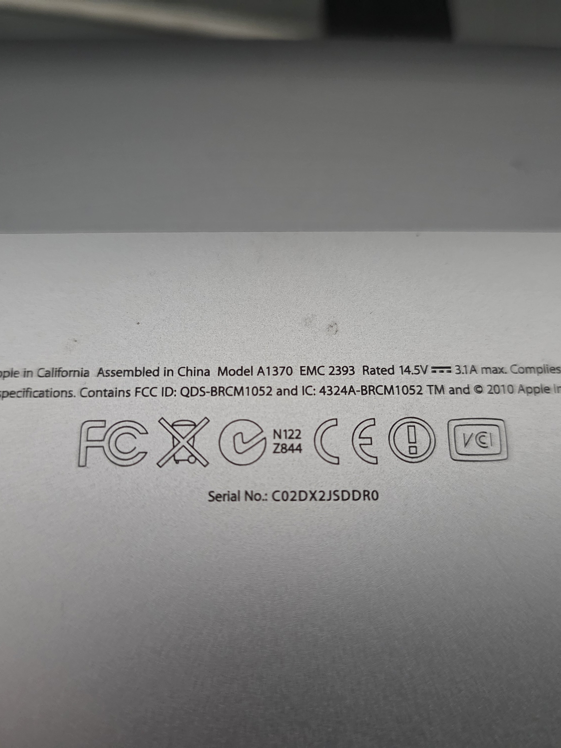 Peças do MacBook Air A1370 EMC 2393 - 2010 - 4B0 11