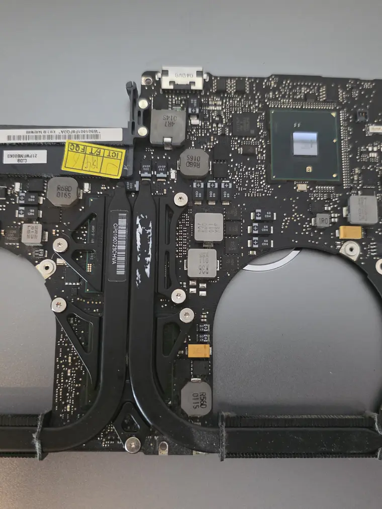 MacBook Pro A1286 15