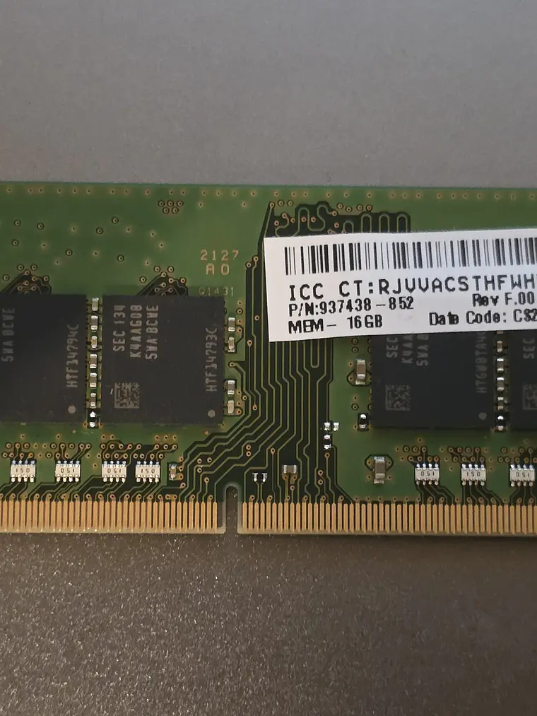 Memória Samsung 16GB DDR4 3200AA SODIMM - M471A2G43AB2‑CWE 2