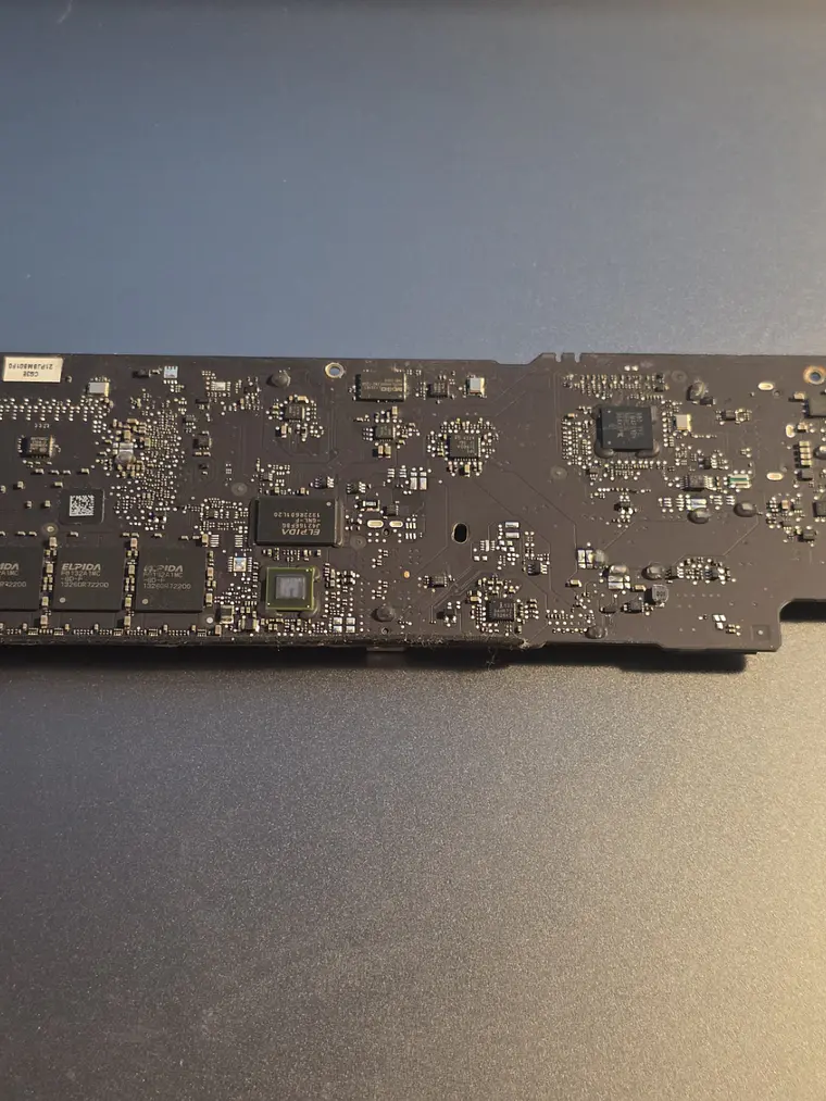 Peças do Macbook A1466 - Emc 2632 - 566 9