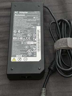 Carregador Original Lenovo 135W 20V 6.75A