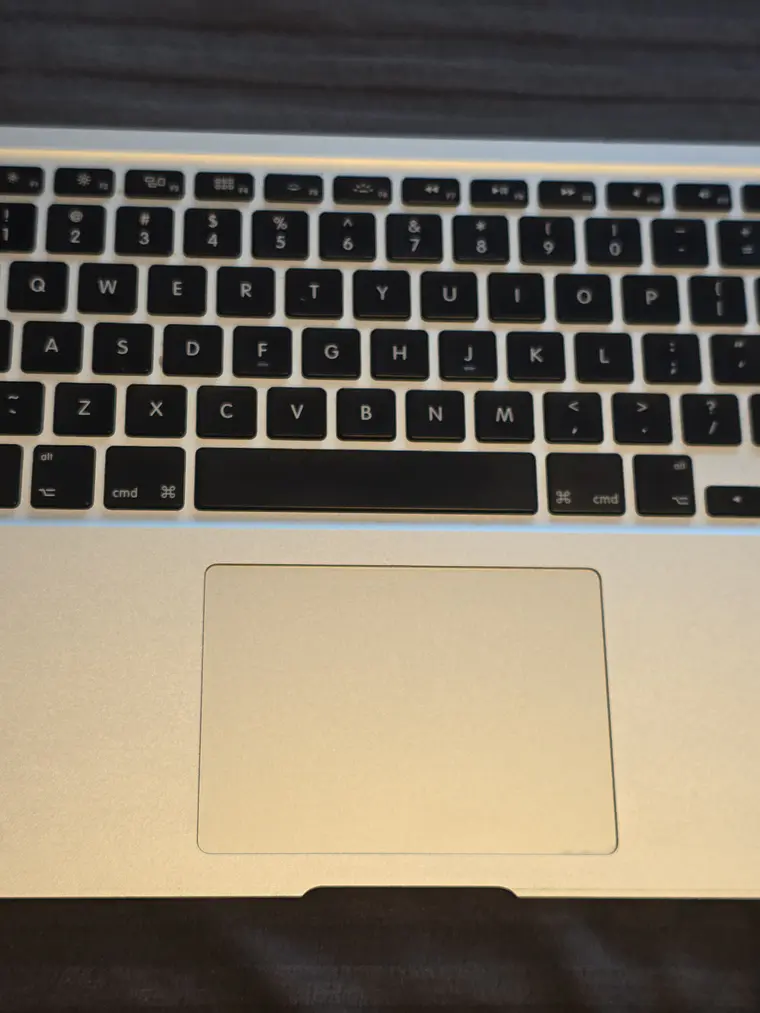 Peças do Macbook A1466 - Emc 3178 - 56D 6