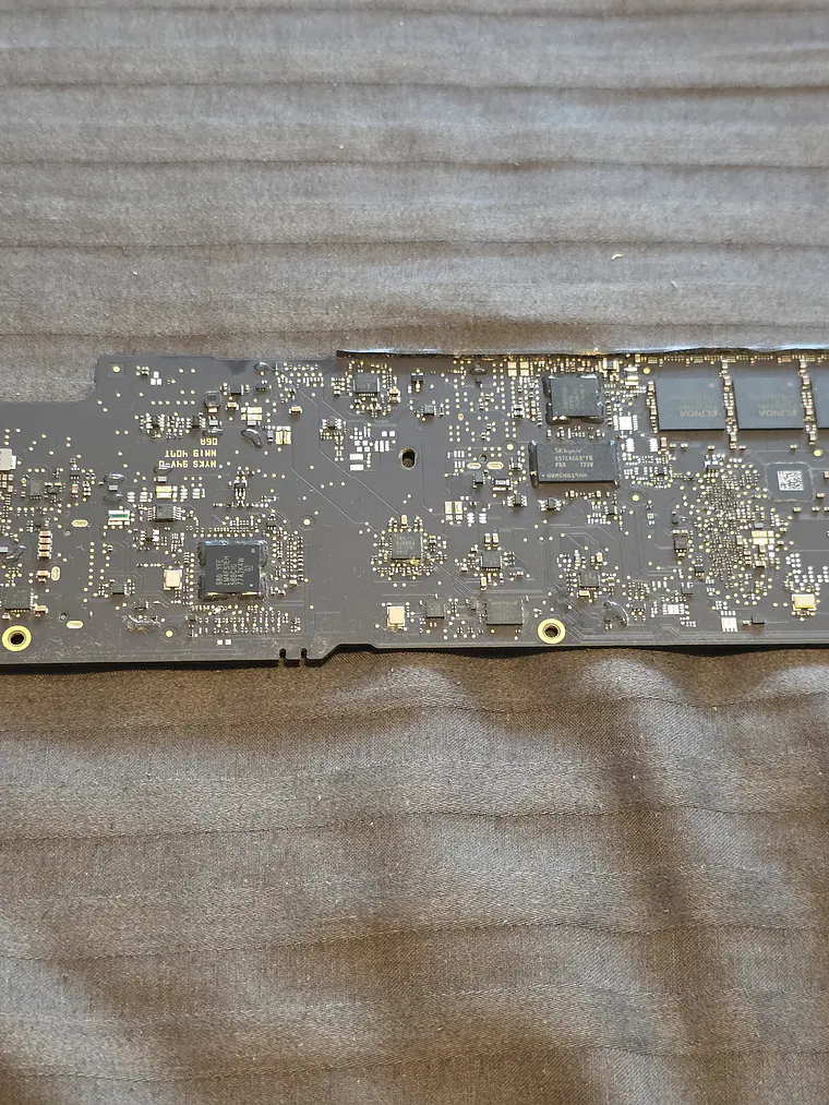 Peças do Macbook A1466 - Emc 3178 - 56D 7