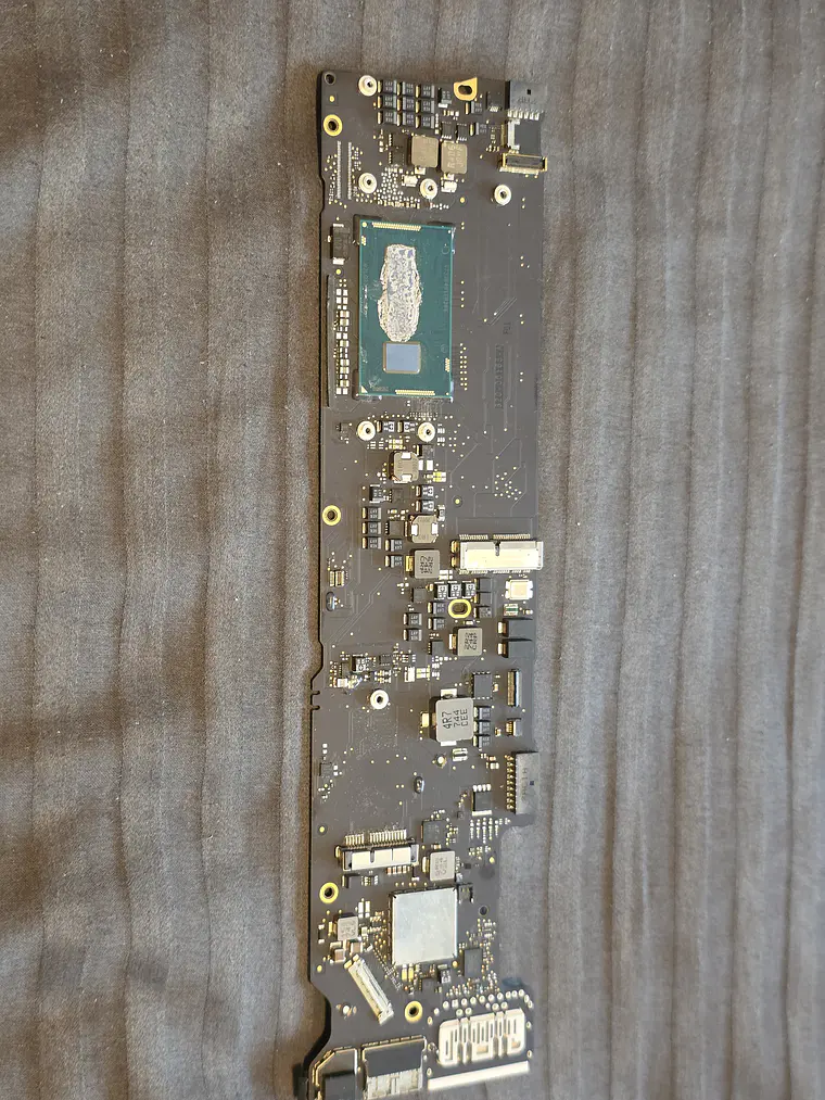 Peças do Macbook A1466 - Emc 3178 - 56D 10