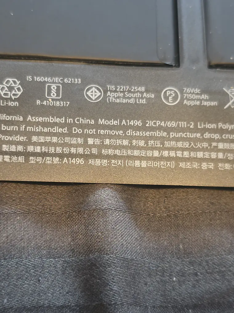 Peças do Macbook A1466 - Emc 3178 - 56D 11