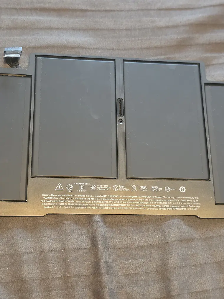 Peças do Macbook A1466 - Emc 3178 - 56D 12