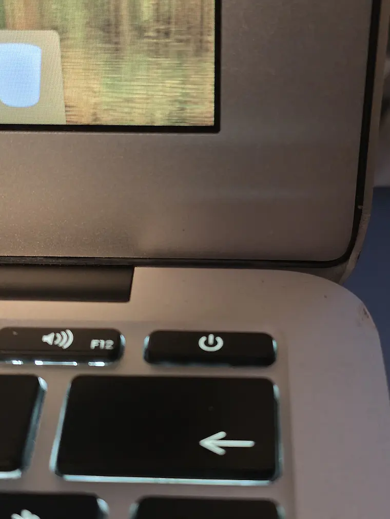 Peças do MacBook Air A1370 EMC 2471 - 2011 - 573 6