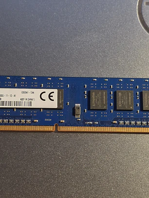 Memória RAM Kingston 4GB DDR3L 1600MHz DIMM - 578