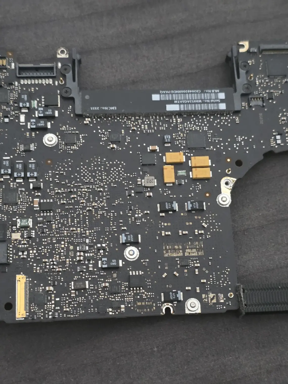 Peças para MacBook Pro A1278 Mid 2010 EMC (2351) - 583 1