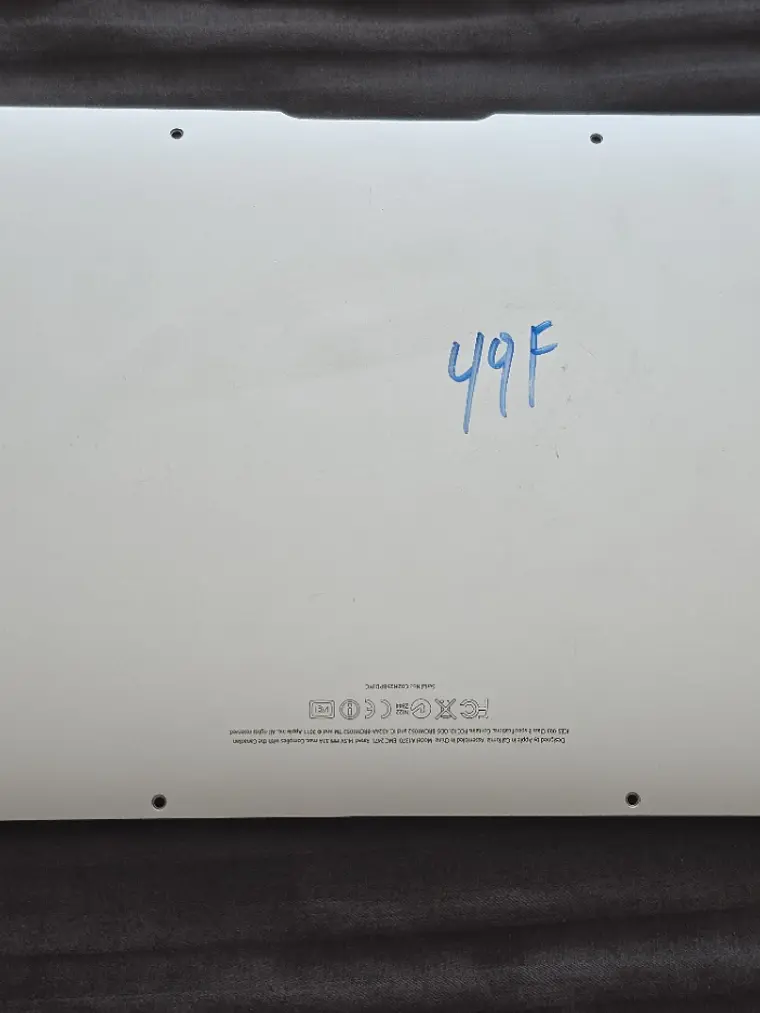 Peças do MacBook Air A1370 EMC 2471 - 2011 - 49F 7
